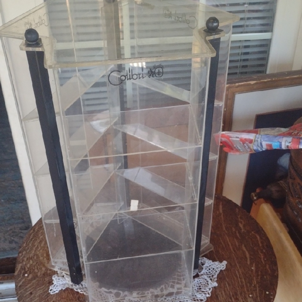 Colibri Clear Display Case